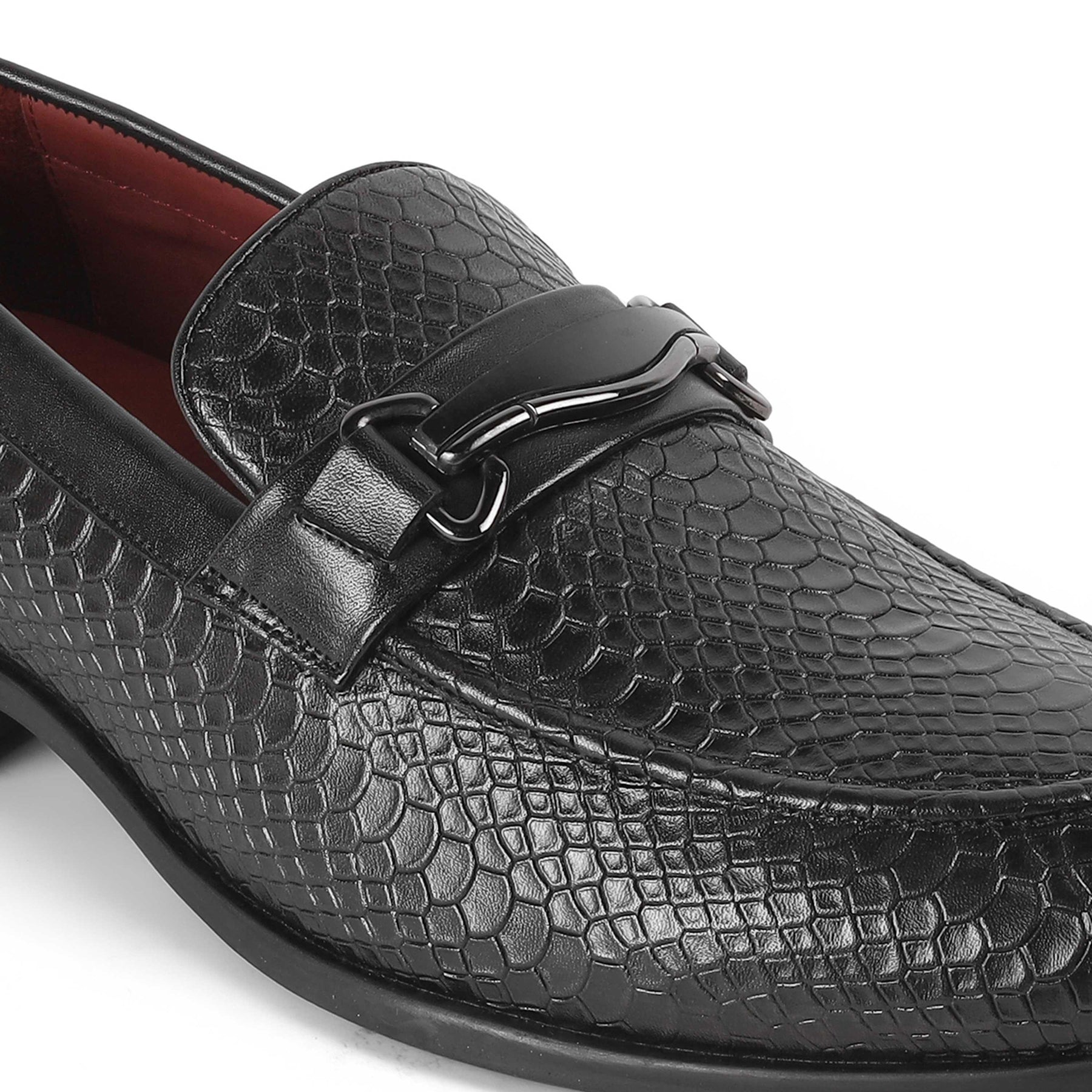 Tresmode Royal Black Men's Textured Leather Loafers