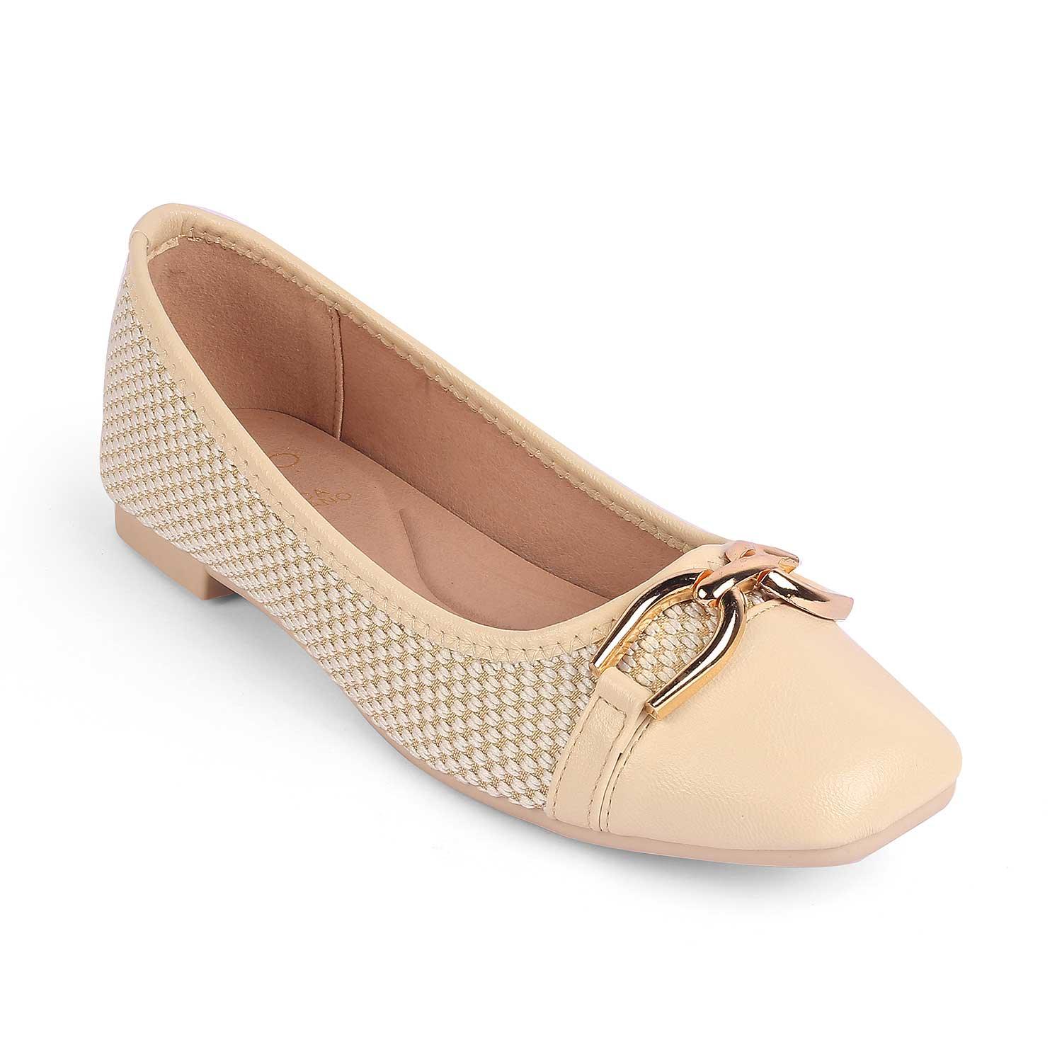 Yolky Beige Women's Square Shape Ballerinas Tresmode