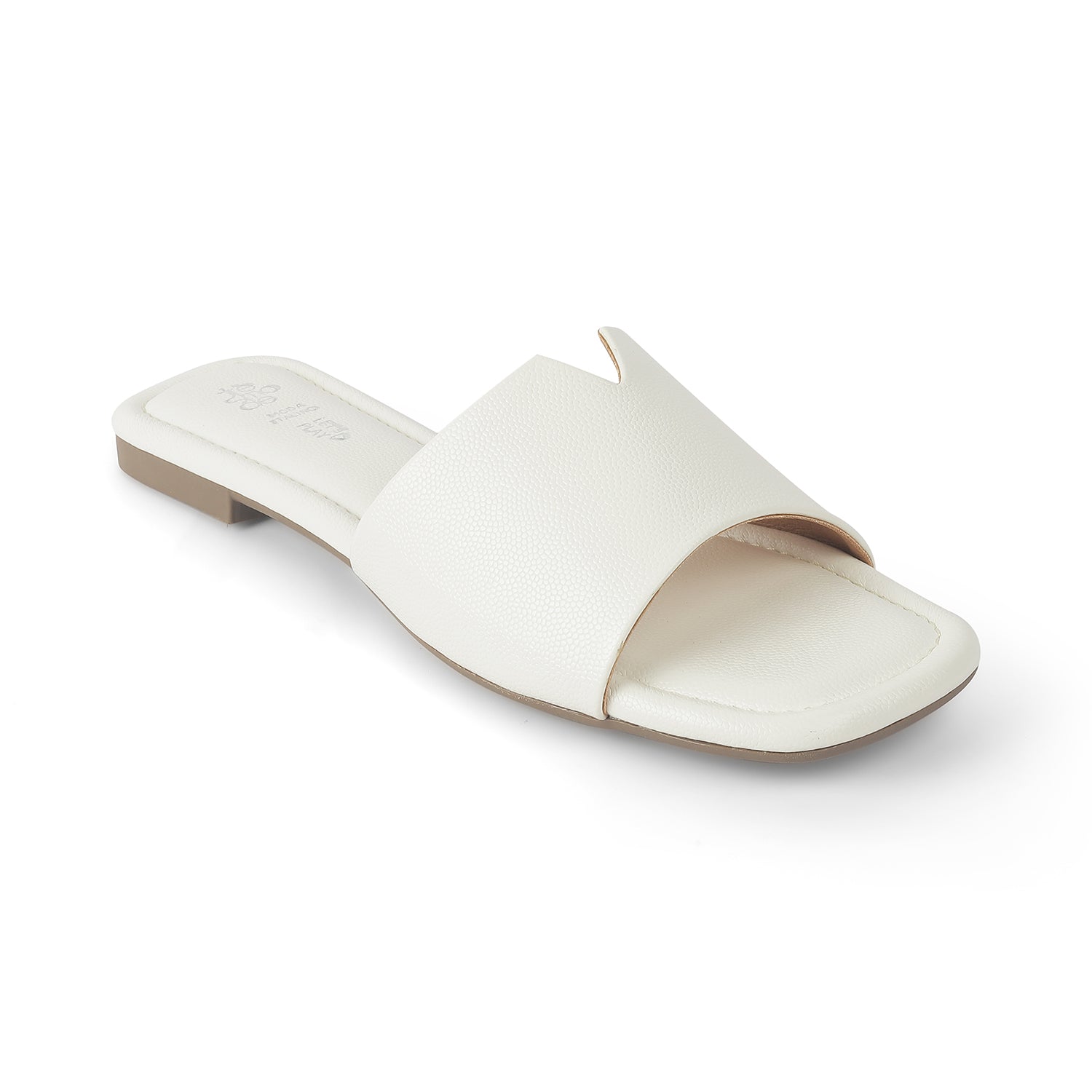 Tresmode Terun White Women's Casual Flats